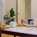 Entre Ruas Aparthotel 4*